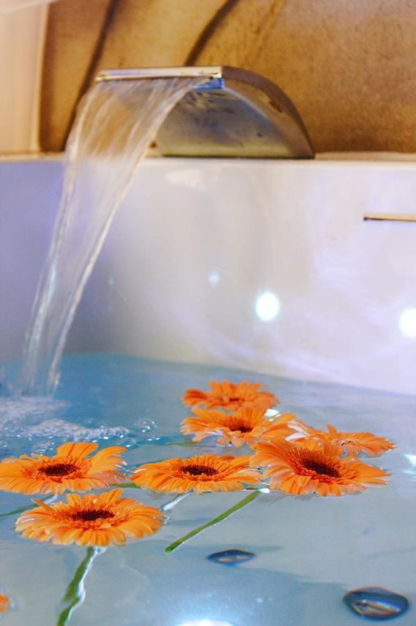 Vanadis, Suites D'Exceptions & Spa - Le Balneo Pacy-sur-Eure Dış mekan fotoğraf